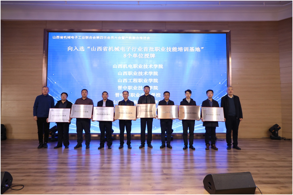 1731984373128323.png image.png